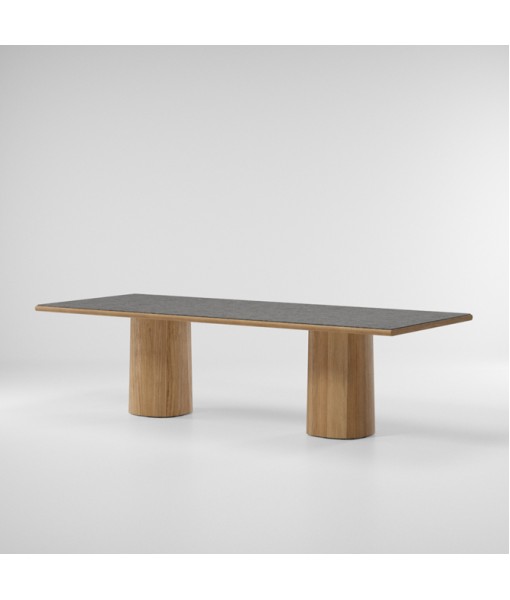 GIRO DINING TABLE