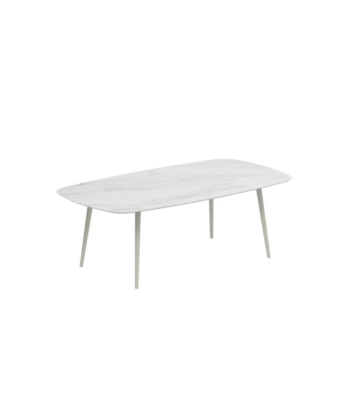 STYLETTO OVAL DINING TABLE