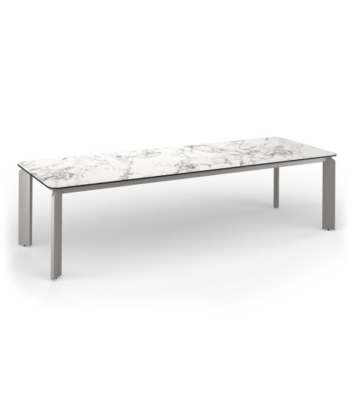 TITAN Dining Table