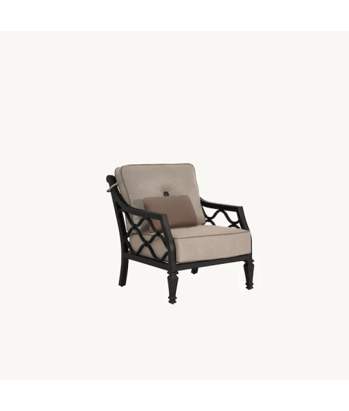 Villa Bianca Cushioned Lounge Chair