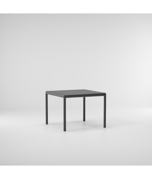 Passage Dining table 100 x 100